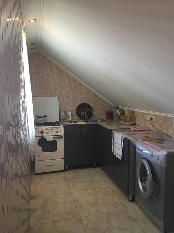 Homestay In Batumi Дом В Чакви Ngoại thất bức ảnh
